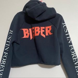 Justin Bieber cropped hoodie